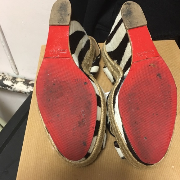 Beautiful Shoe the price to sell not taking any offer for now - Picture 6 of 7